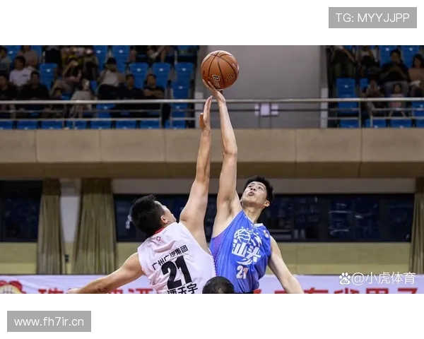 广东险胜深圳 三外援合砍六十三分